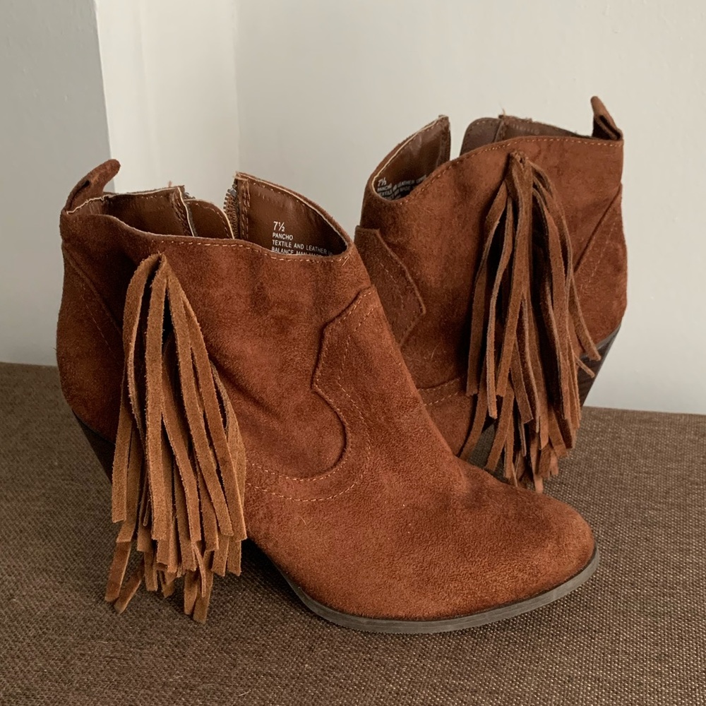 Madden Gurl Fringe Suede Heeled Booties 7.5